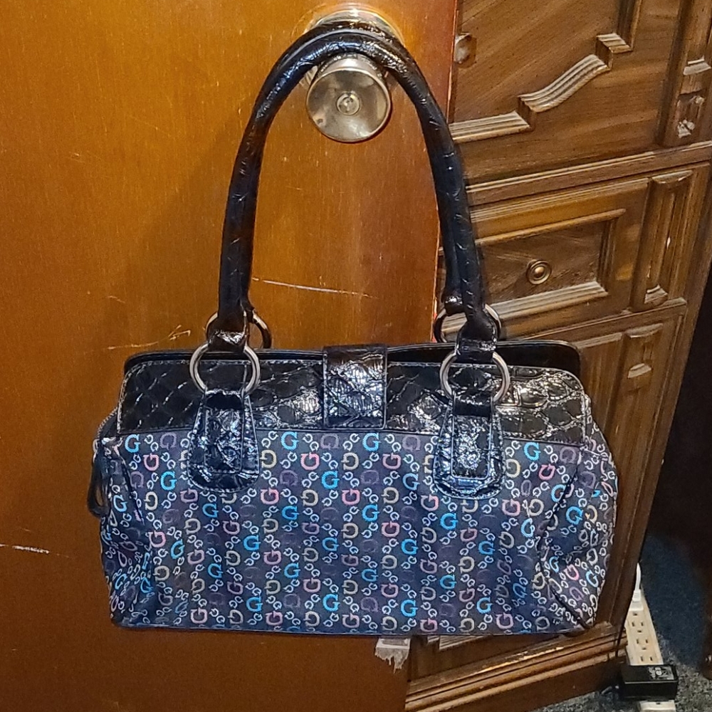 Guess Handbag - Picture 5 of 7